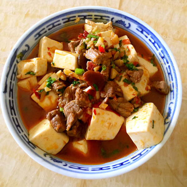 辣椒牛肉煮豆腐