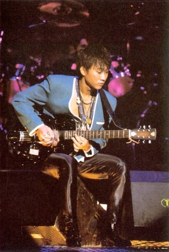  p>黄家驹(1962年6月10日—1993年6月30日),出生于 a target="_blank"