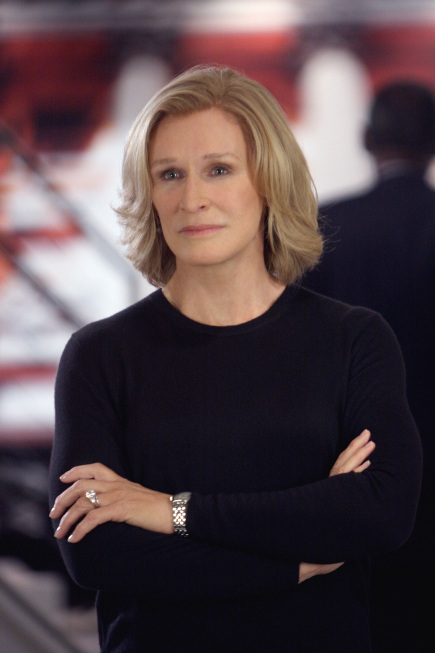  p>格伦·克洛斯 i>(glenn close) /i>,1947年3月19日出生于美国