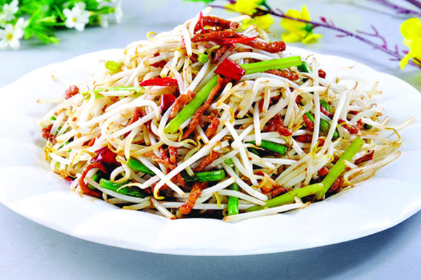  p>绿豆芽炒肉丝是一道菜品,属于 a href="#" data-lemmaid="692596">