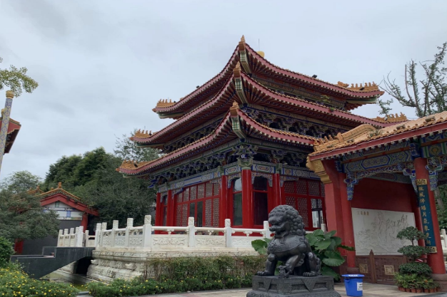  p>芙蓉古城紫薇园二期位于成都市温江芙蓉古城,由成都永信房地产开发