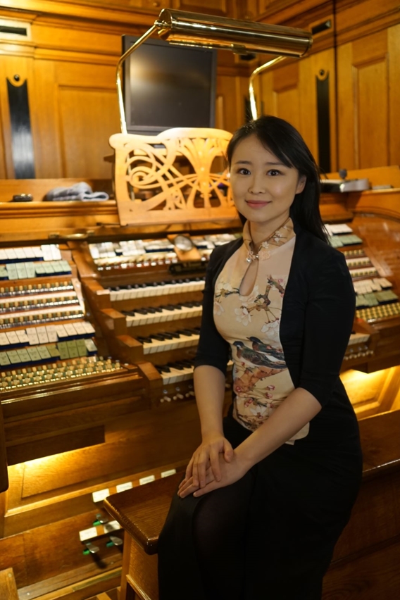  p data-id="gnbbdgr05x">沈媛,女,著名管风琴演奏家, span class="