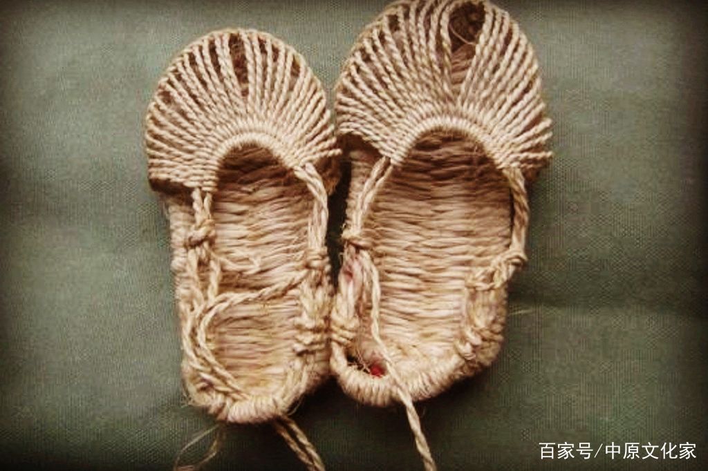 古代人把鞋子叫什么？古代女性为何热衷“鞋卜”_百科TA说