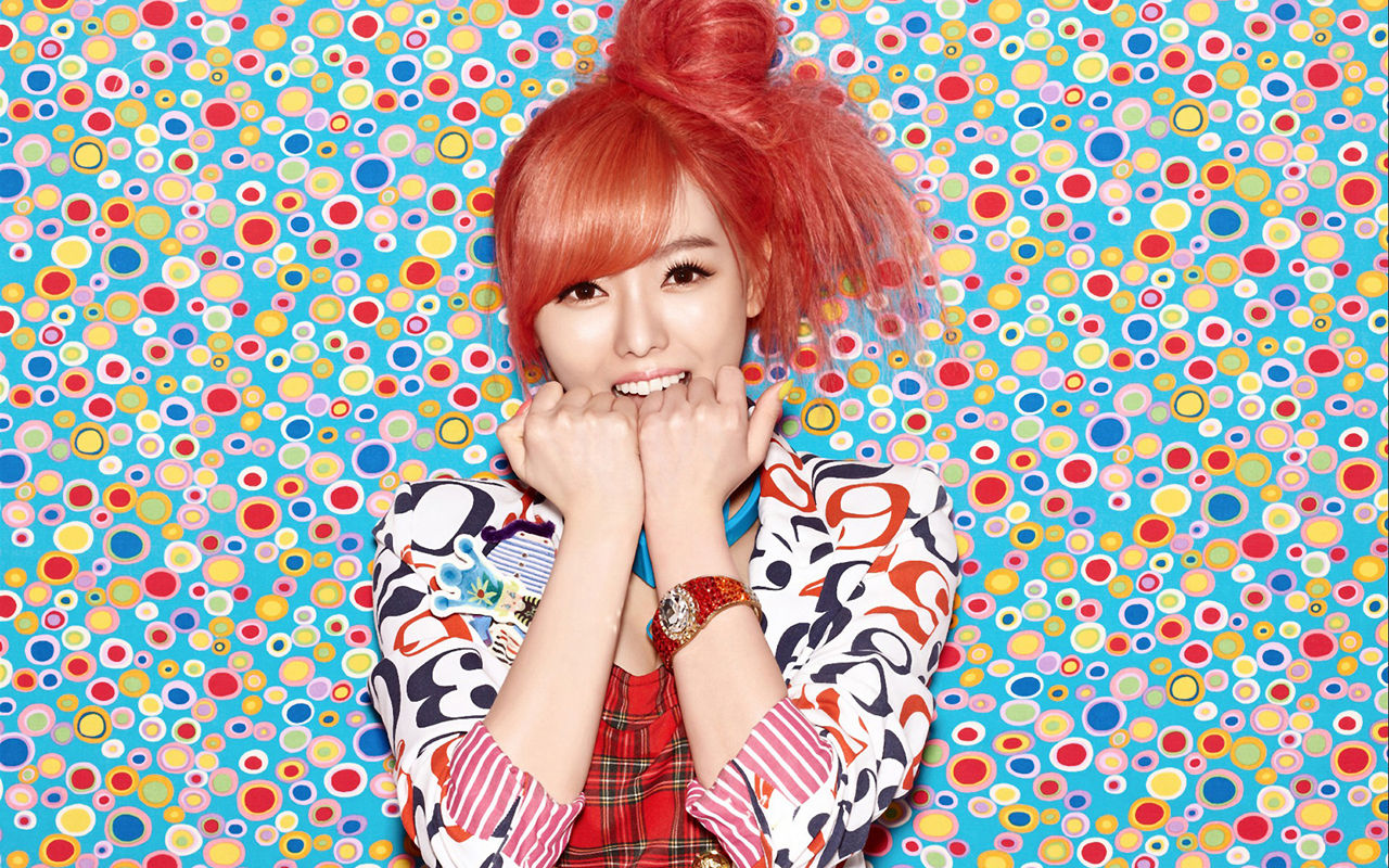 blank" href="/item/朴美妍/4666315" data