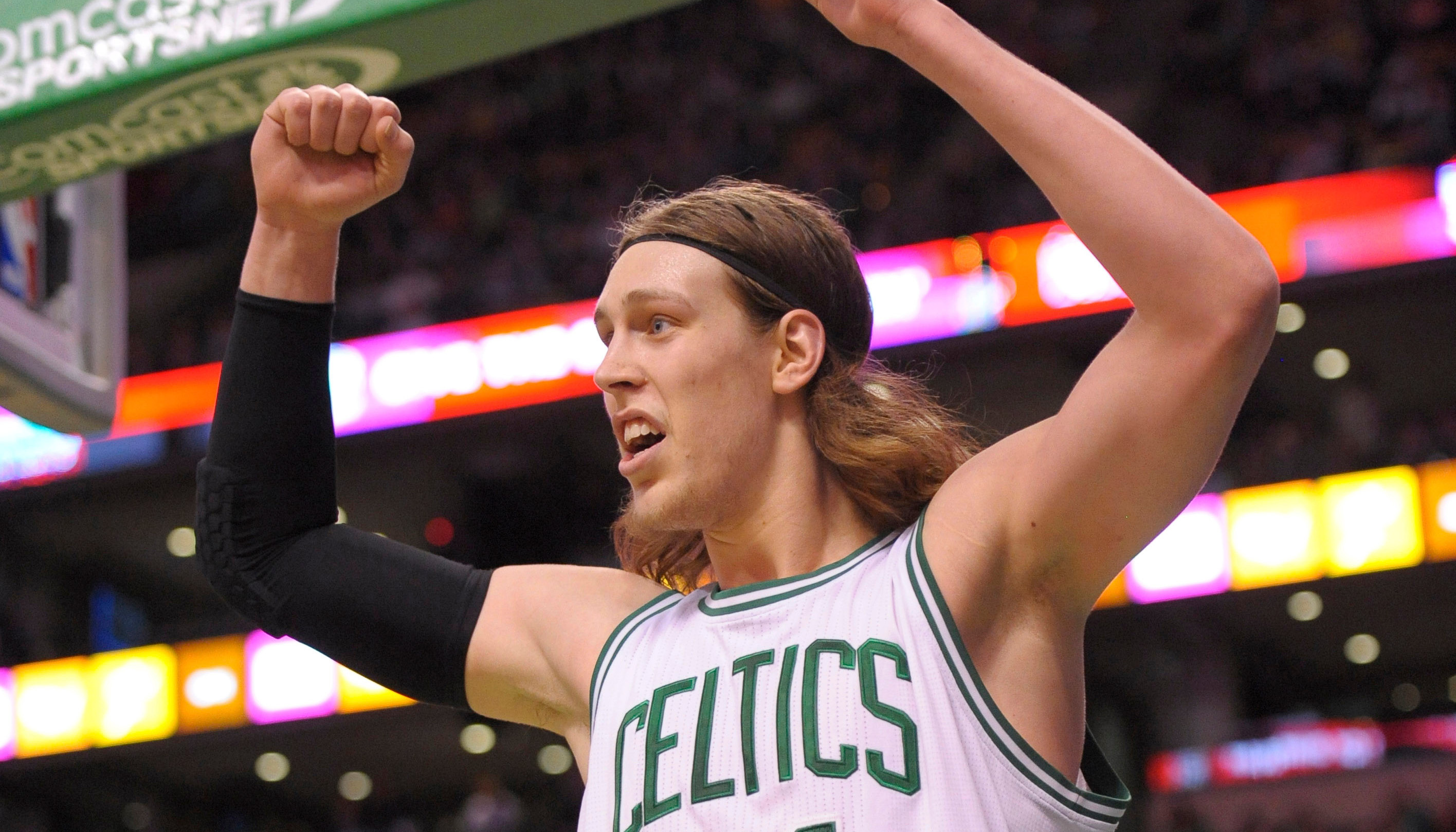  p>凯利·奥利尼克(kelly olynyk),1991年4月19日出生于加拿大 a
