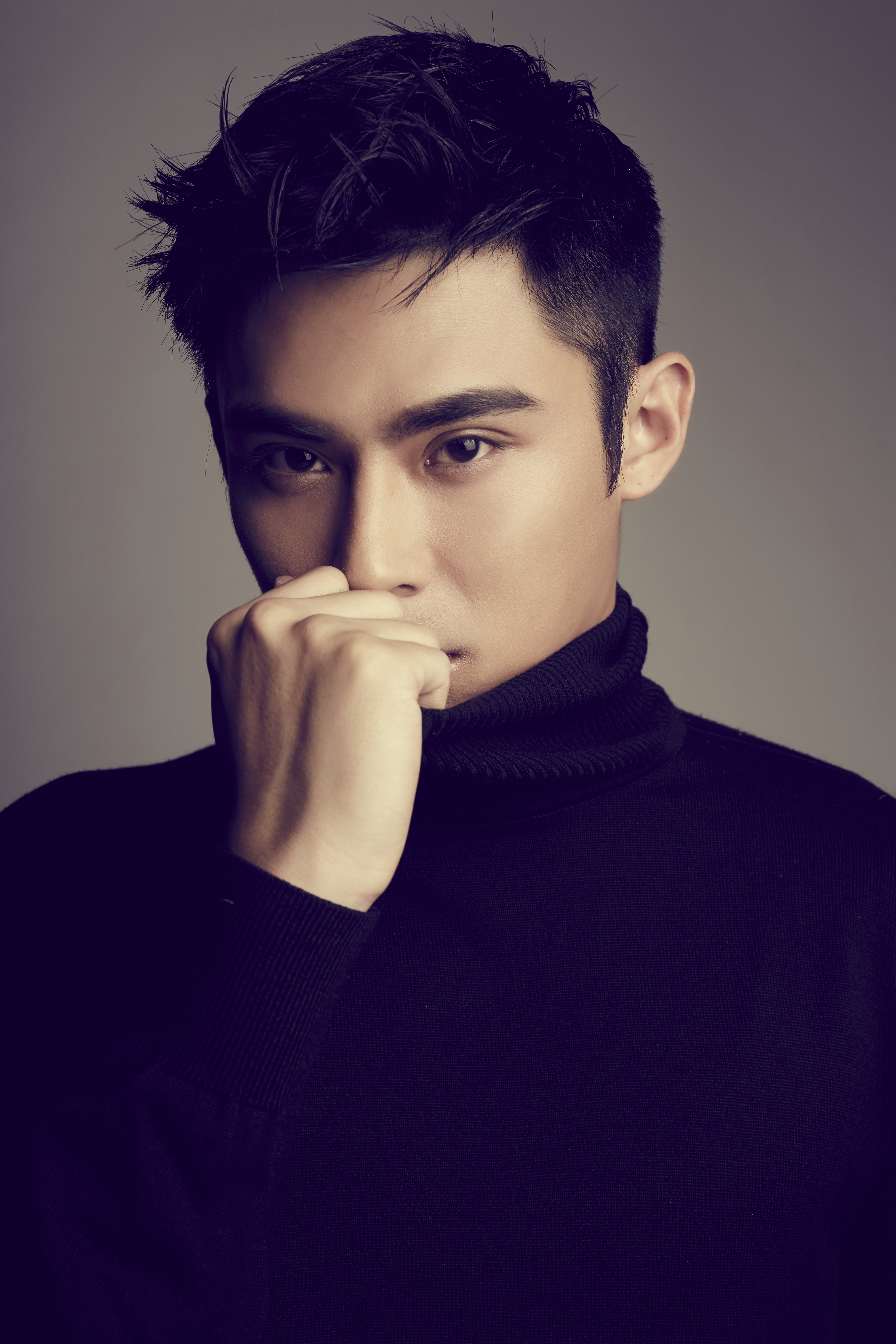  p>陈奕(andy  chen),1986年10月16日出生于台湾省,中国影视男演员