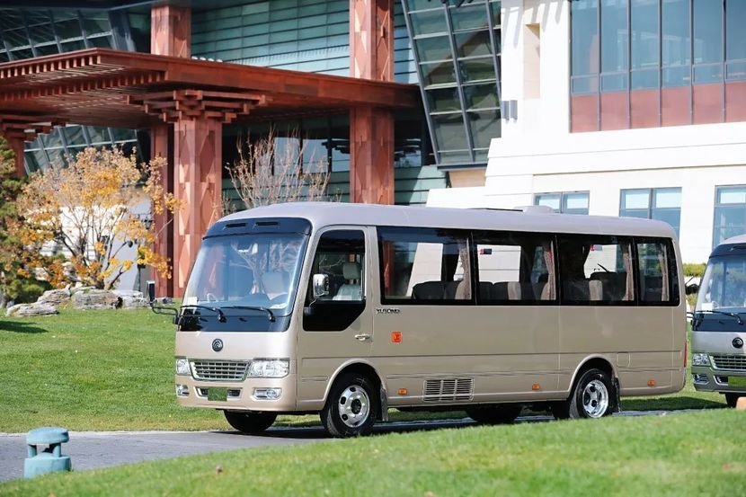 宇通t7高档商务车