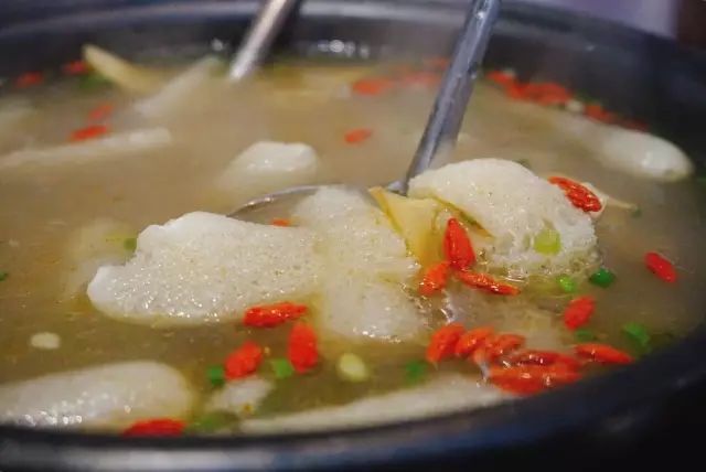 竹荪白果腐竹汤