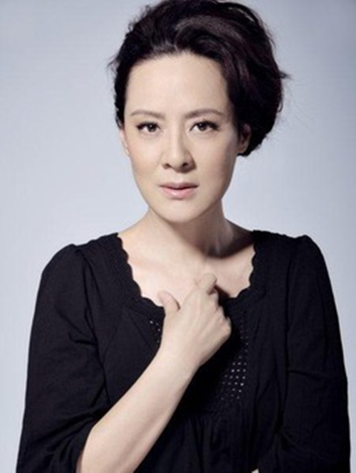  p>白雅萍,电视剧《大宅门》的人物角色,扮演者是李萍. /p>