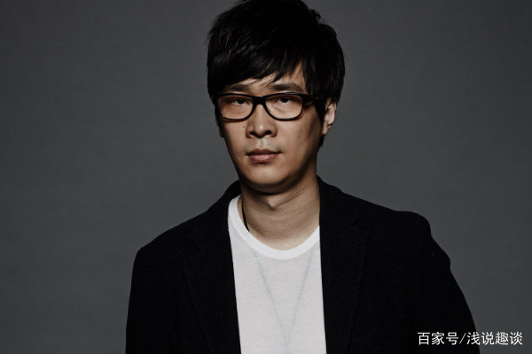他曾在央视工作，今是网络作家富豪榜5连冠，人生经历比小说坎坷_百科TA说