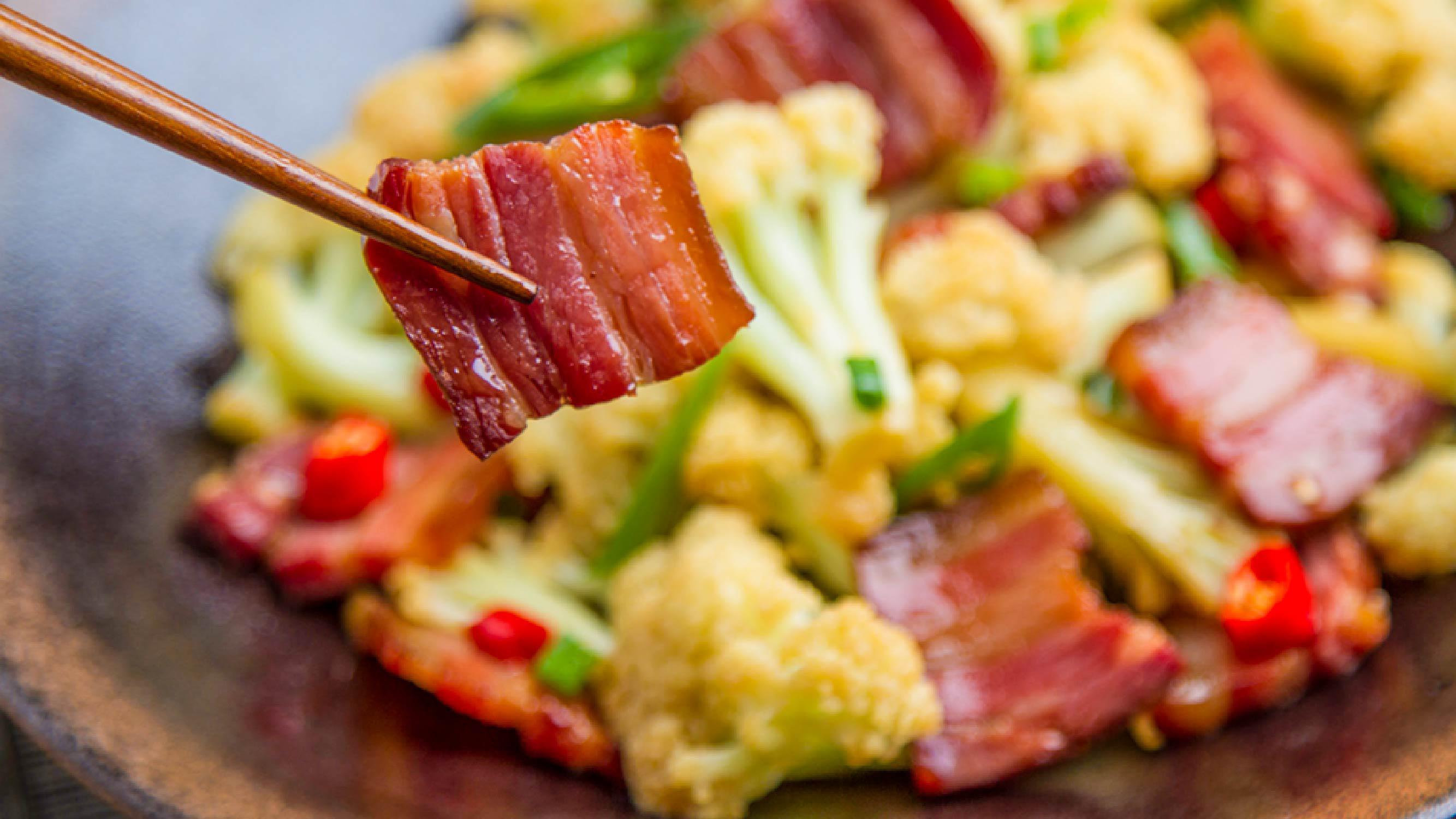 小羽私厨菜谱之花菜炒腊肉