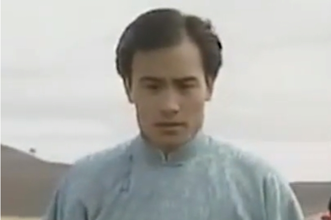 ">望夫崖》中的角色,由<a target="