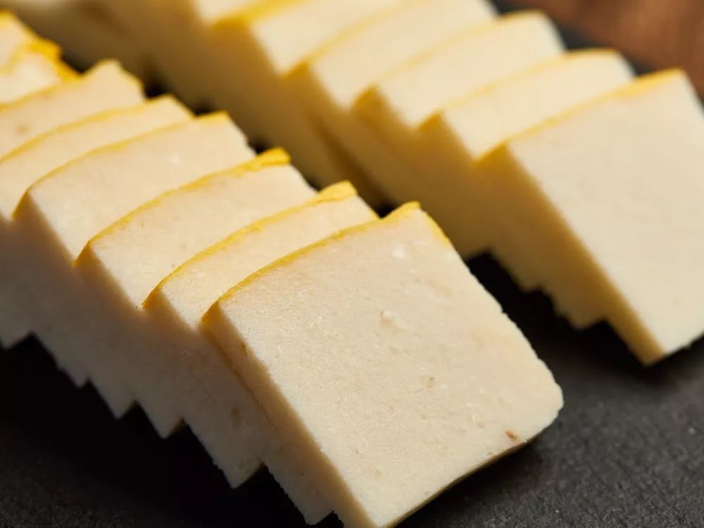  p>鱼糕,发源地为春秋战国时期的 a href="#" data-lemmaid="950754">