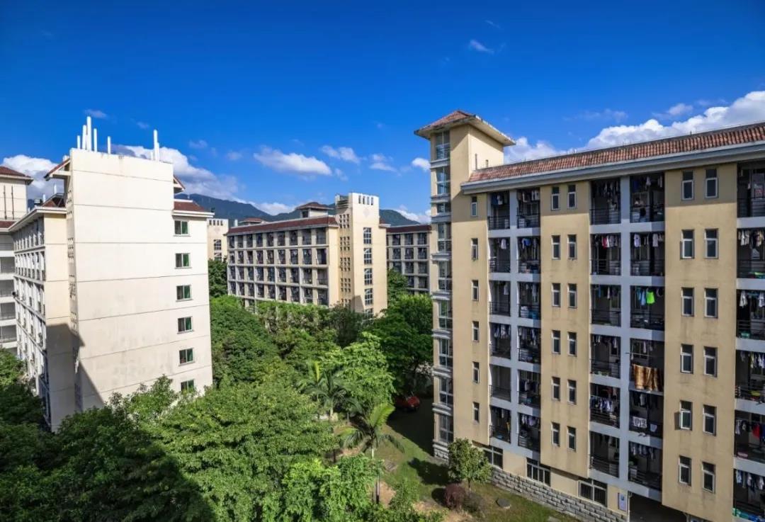  p>闽江学院(minjiang university,mju),简称"闽院",坐落于福建省 a