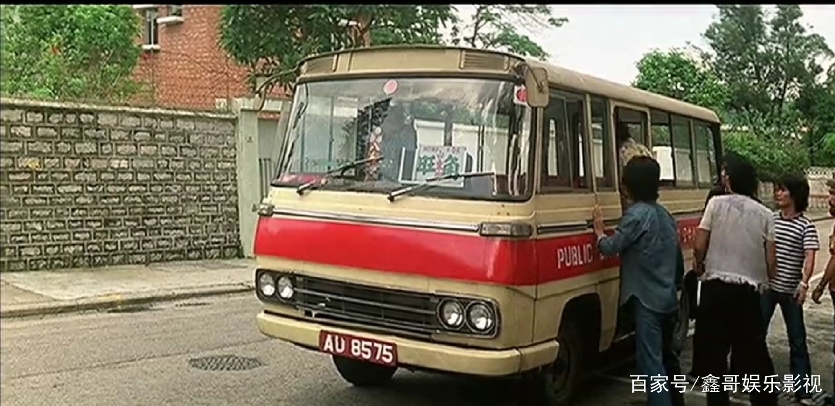 过去43年，却依然爆笑的影片～～《半斤八两》_百科TA说