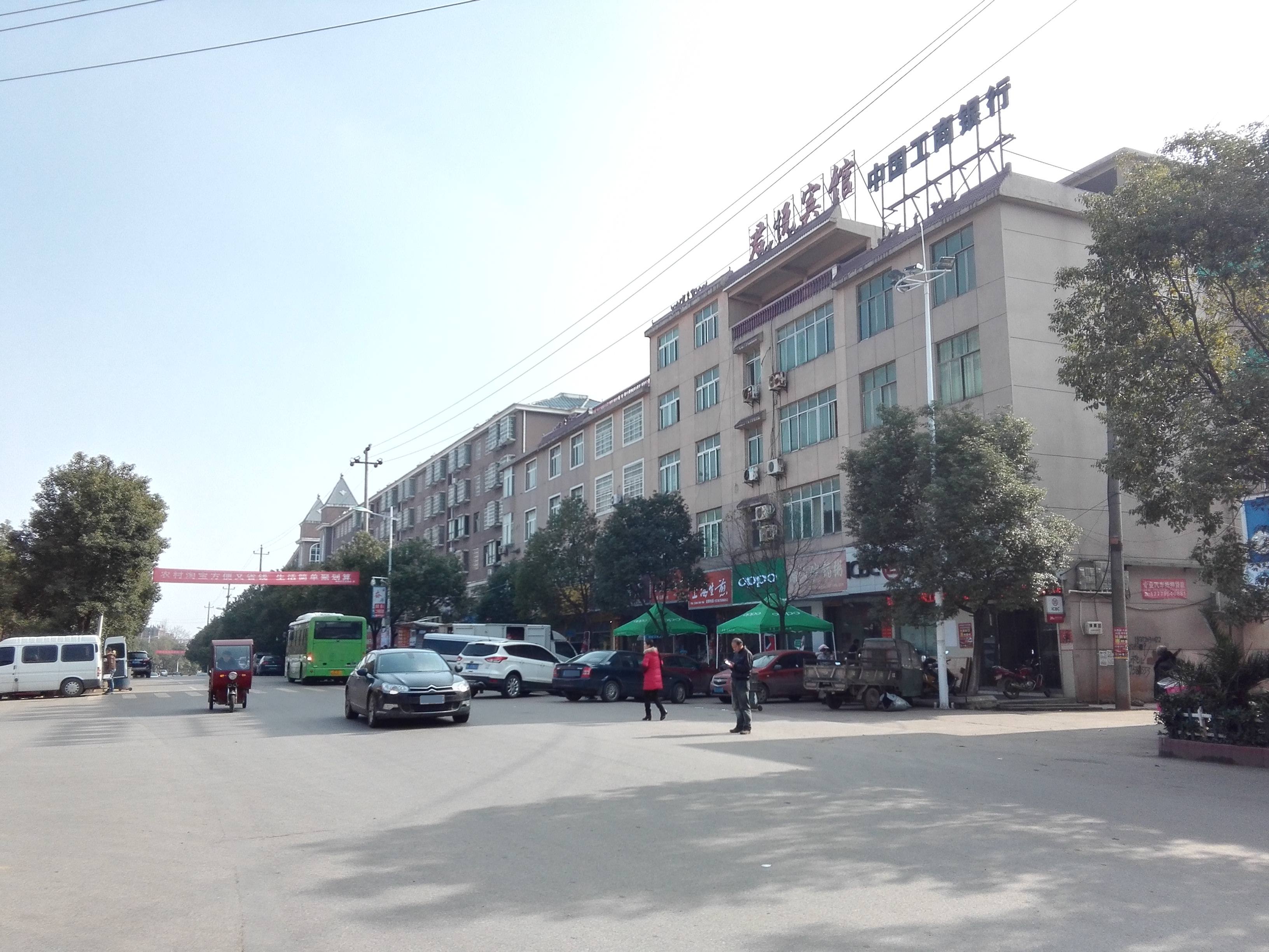 梅林镇,隶属于江西省宜春市 a target="_blank" href="/item/丰城市