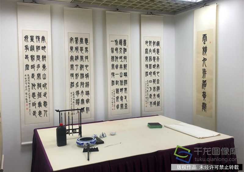 “增福迎春”书法篆刻展京开幕 助推中国文化“走出去”_百科TA说