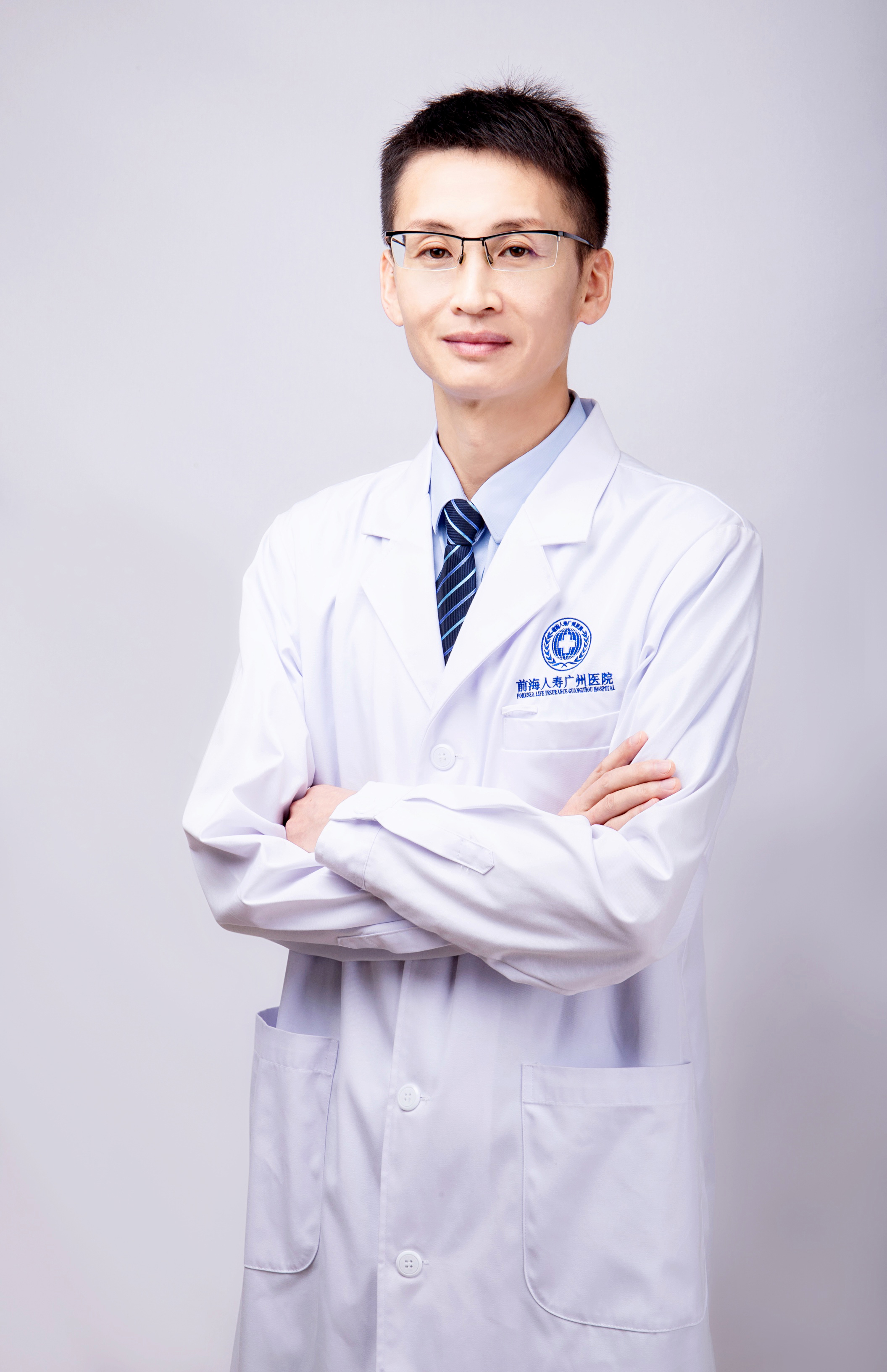 男,前海人寿广州总医院医生.