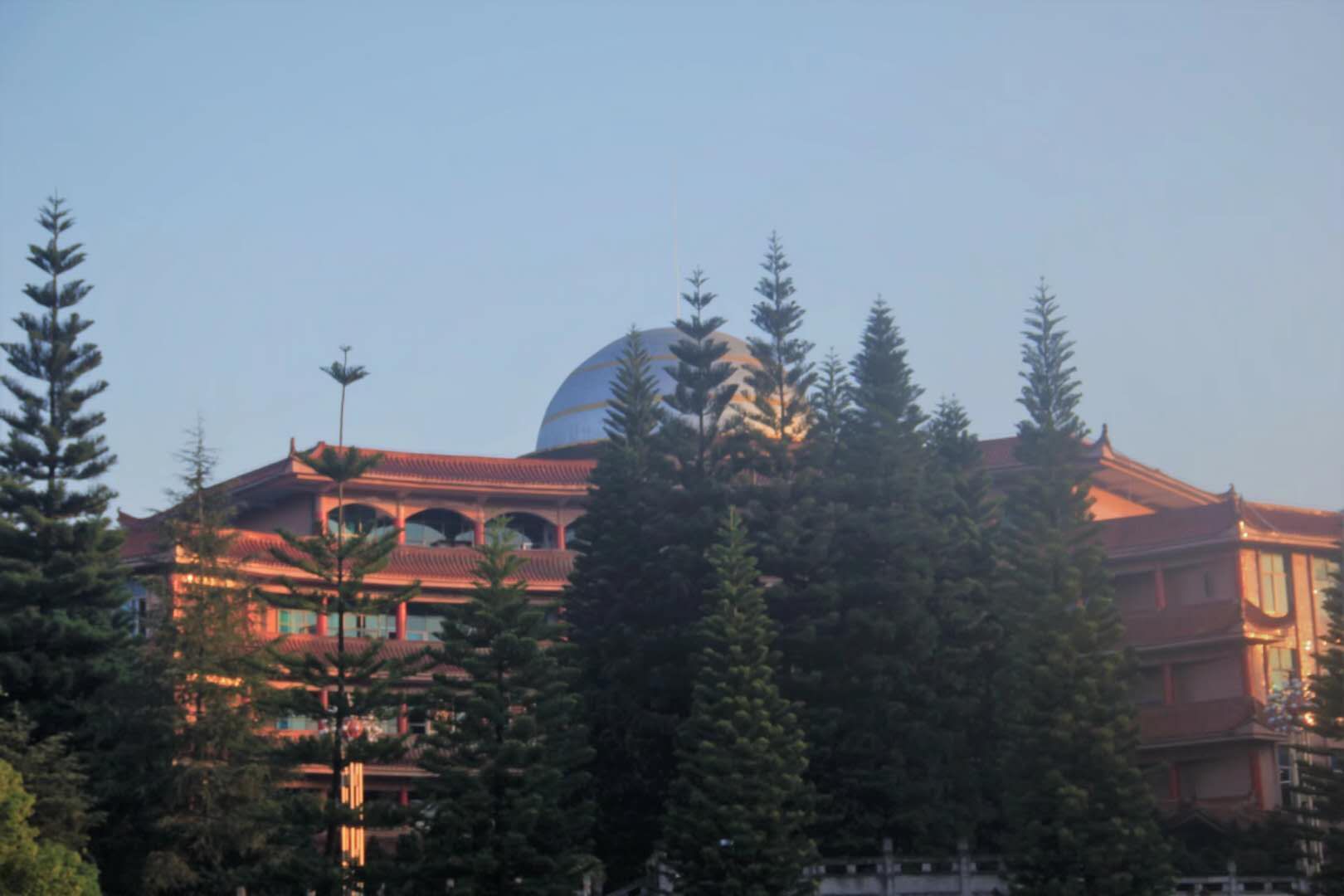 市第八中学 /a>,简称 a href="#" data-lemmaid="10479617">兴义八中 