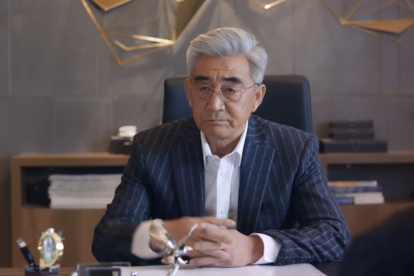 lemmaid="20488">电视剧 /a>《心跳源计划》中的角色,由梁国荣饰演