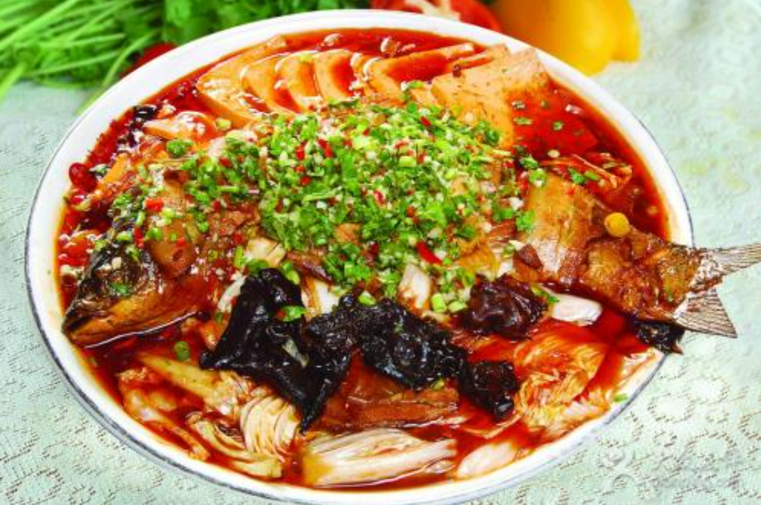  p>德莫利炖鱼是以鲤鱼为主料的菜品. /p>