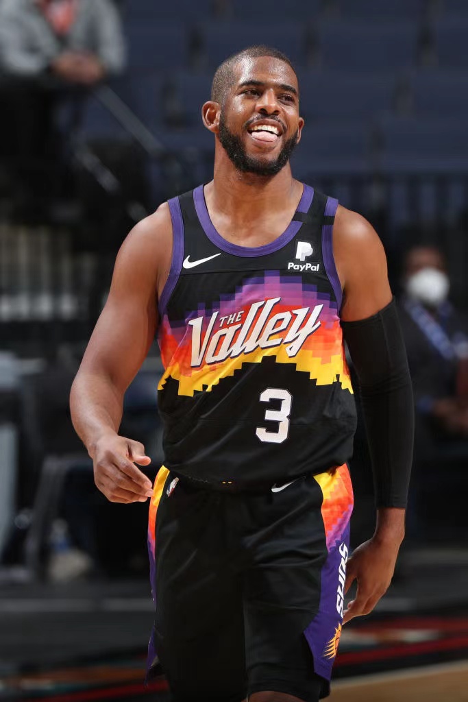  p>克里斯·保罗(chris paul),1985年5月6日出生于美国 a target="