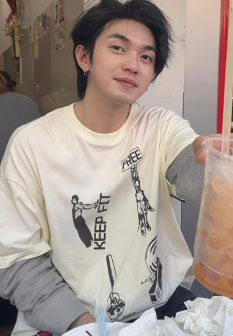 叶皓然_百度百科
