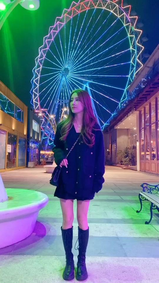 class="ref" data-ctrid="sx5fzopqmcnq">快手平台女主播 /span> sup