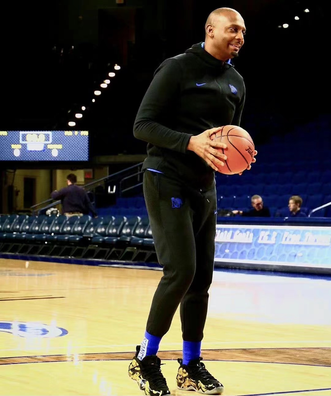 安芬尼·哈达威