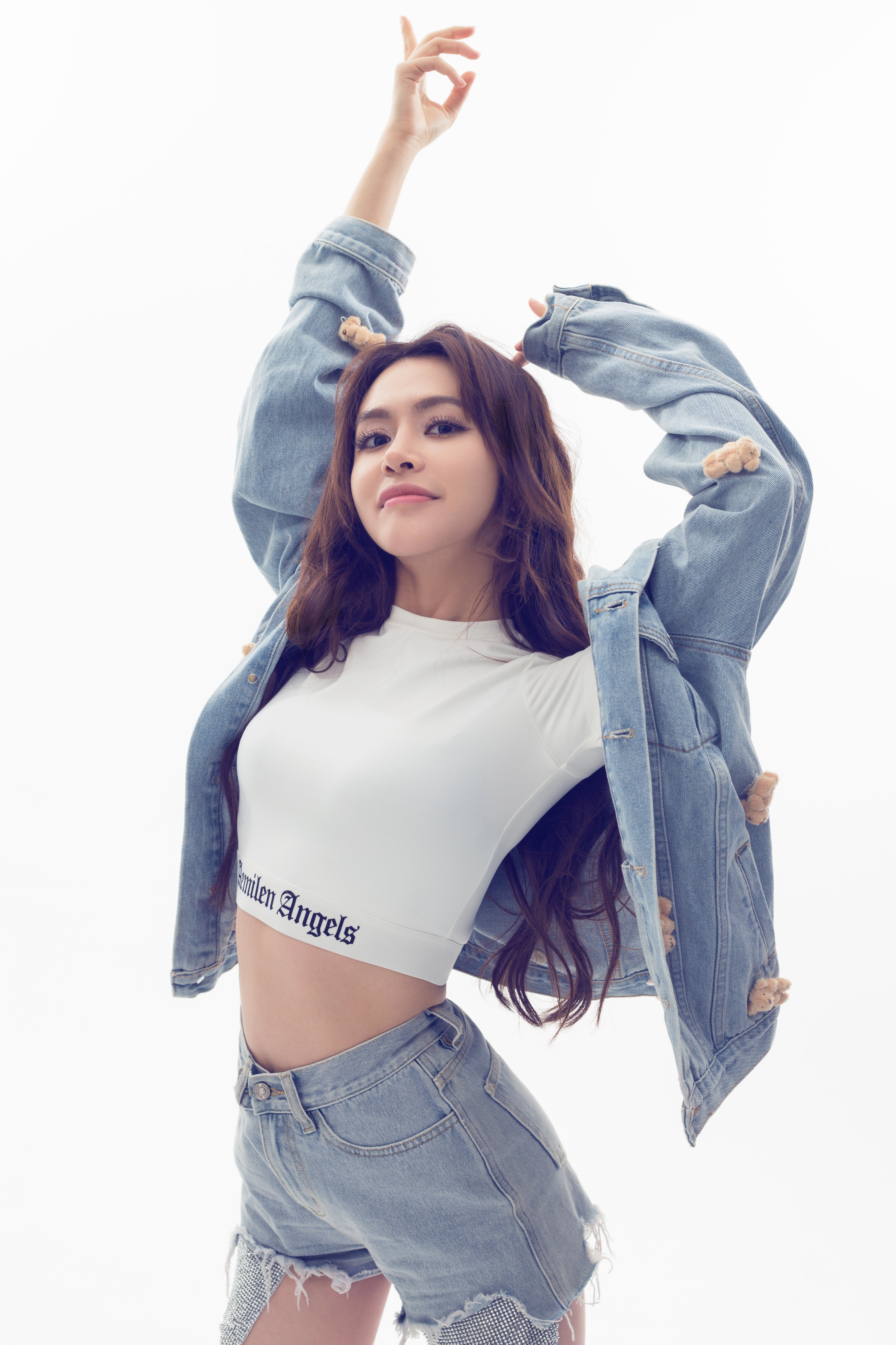 data-id="gncny6rkuf">庞奕欣,1998年1月13出生,中国内地影视女演员