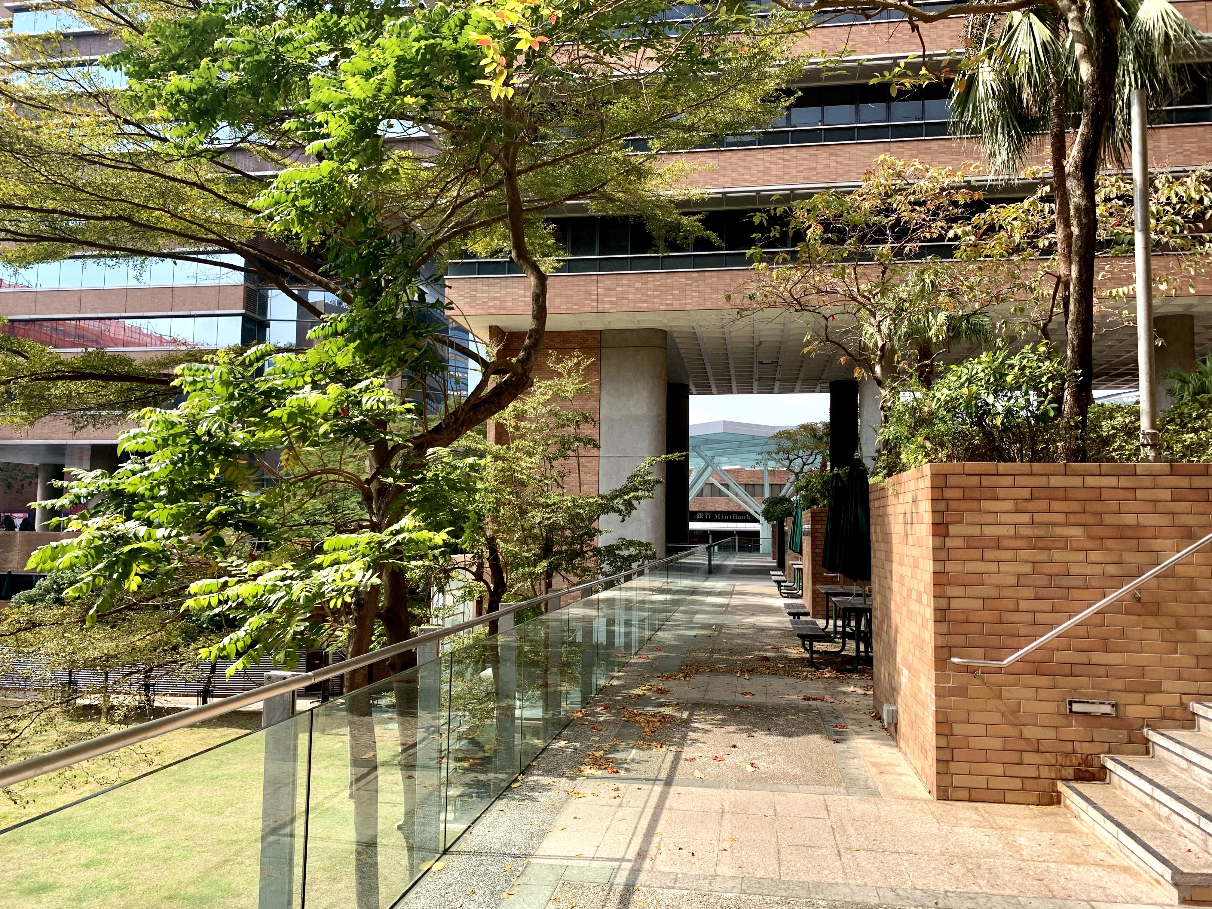  p>香港理工大学(the hong kong polytechnic university),简称"理大