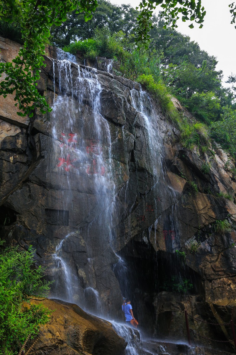  p>花果山风景名胜区,位于江苏省 a target="_blank" href="/item