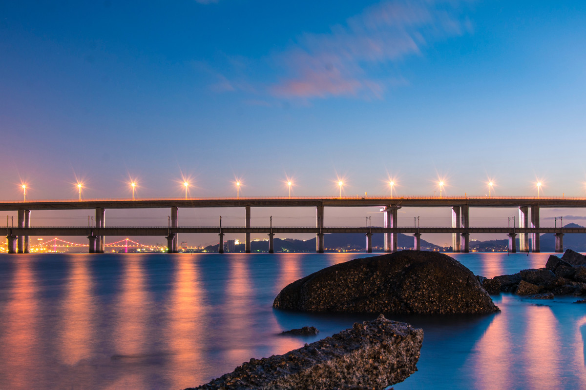 data-id="gnheq04q3e">杏林大桥(xinglin bridge),是中国福建省厦门市