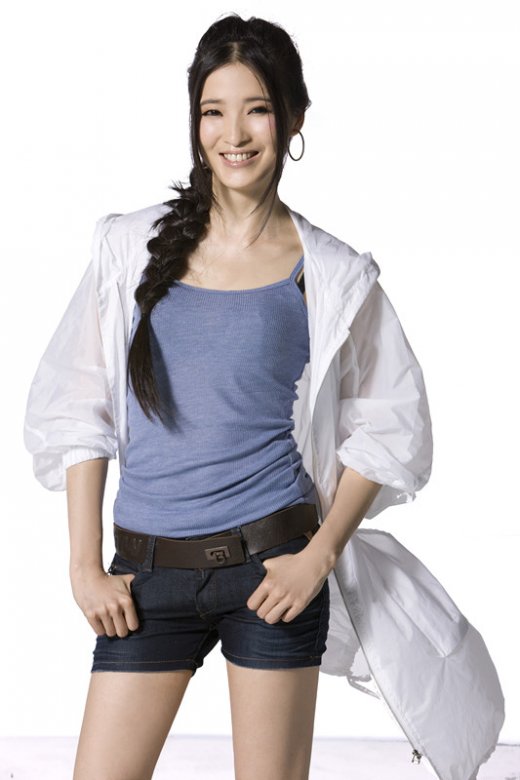  p>龚蓓苾,1978年2月21日出生于福建省泉州市石狮市,中国内地女演员