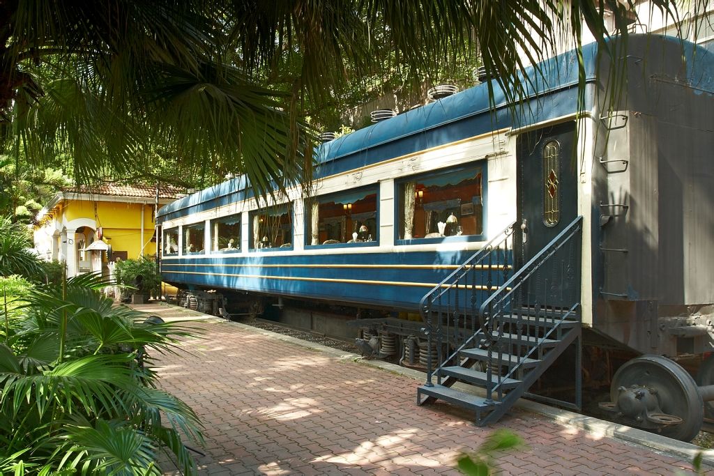 火车头法国西餐厅