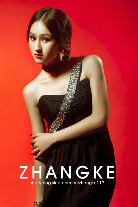 帕尔维娜·多力红