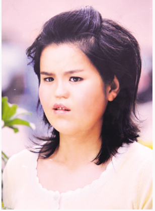  p data-id="gnbvw97qz1">王娜患有罕见的"先