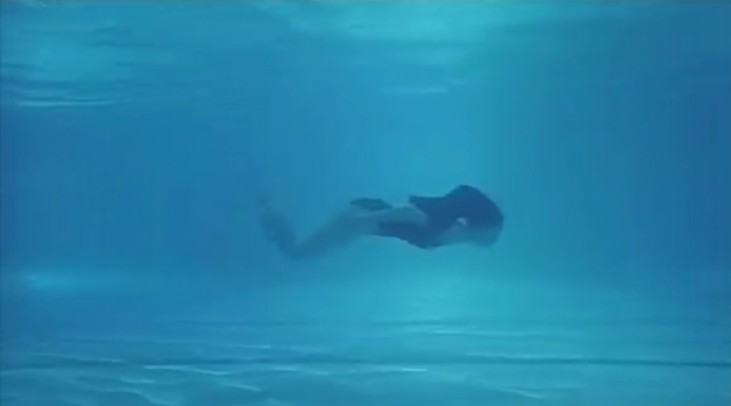 飞一般爱情小说》是关锦鹏工作室于1997年9月12日推出的一部爱情电影