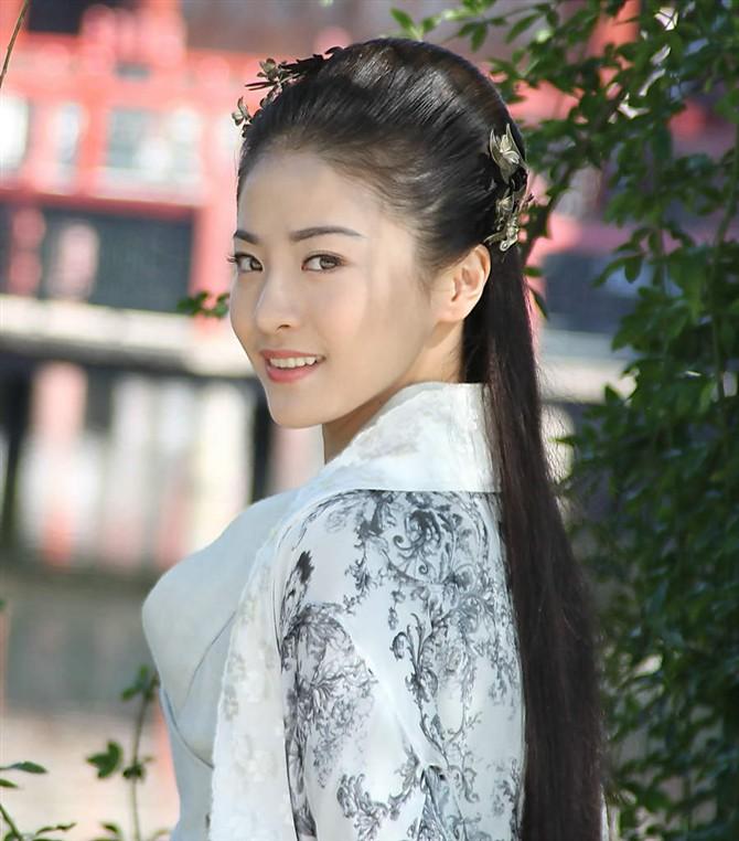6ayo4jgz">贡米,1990年9月4日出生于江苏省南京市,中国内地影视女演员