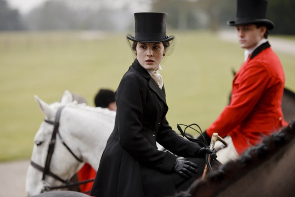  p data-id="gnsz9dbbaa">《 b>唐顿庄园 /b>》( b> i>downton abbey 