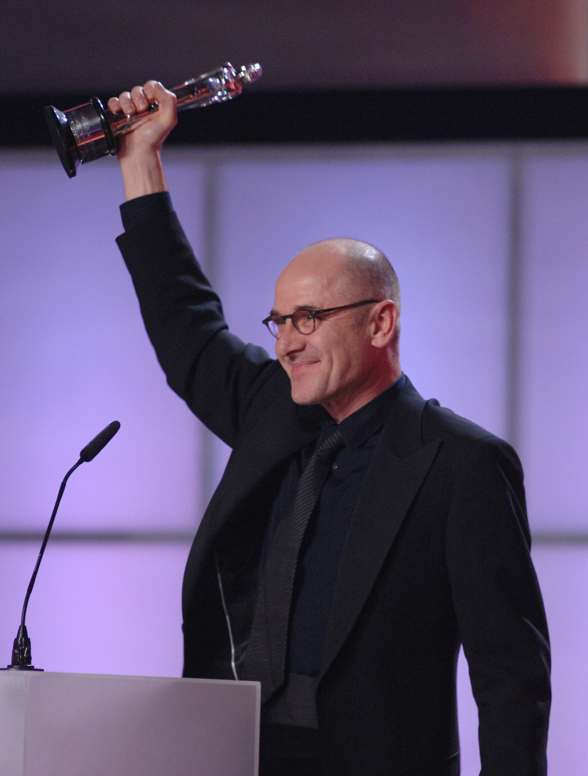 代表作品《 a target="_blank" href="/item/窃听风暴/11020388" data