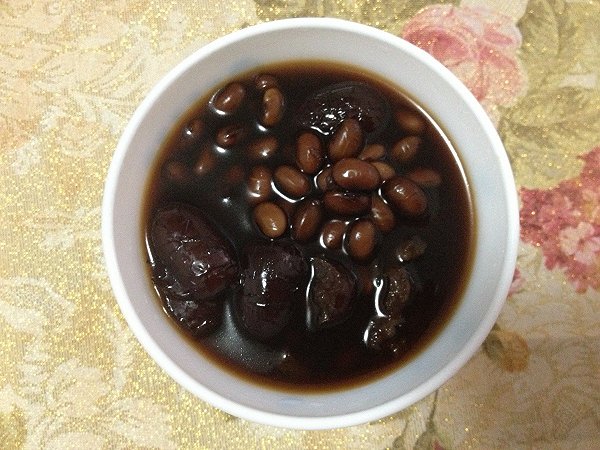 黑豆红枣炖狗肉