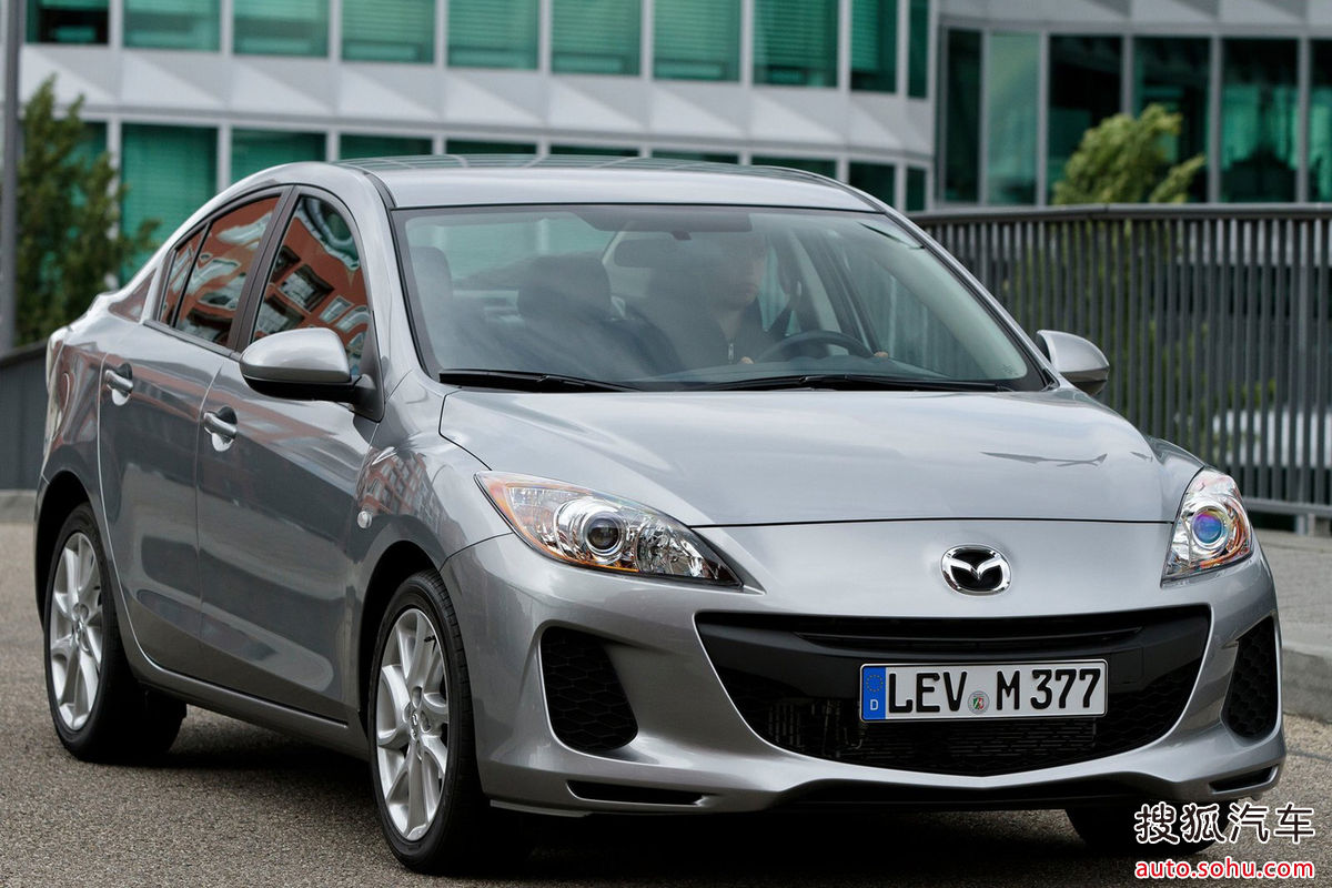 马自达3