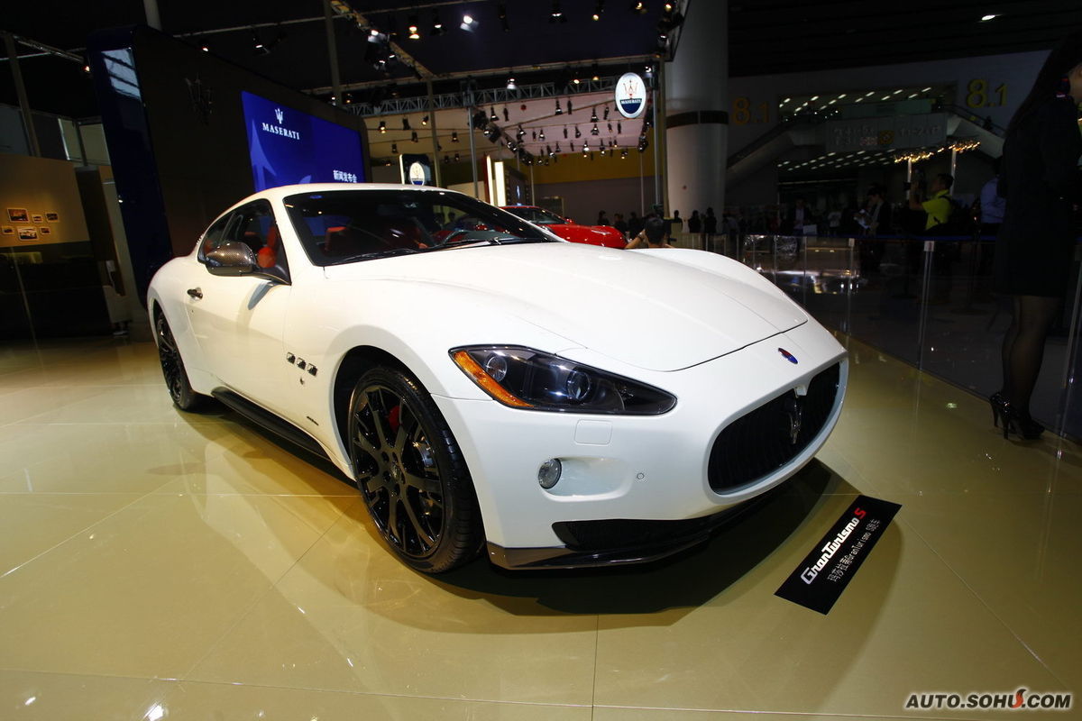 全称"玛莎拉蒂gran turismo",是一款适合长距离高速行驶的豪华轿跑车