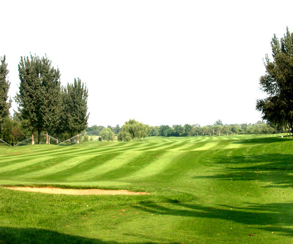 华堂高尔夫俱乐部