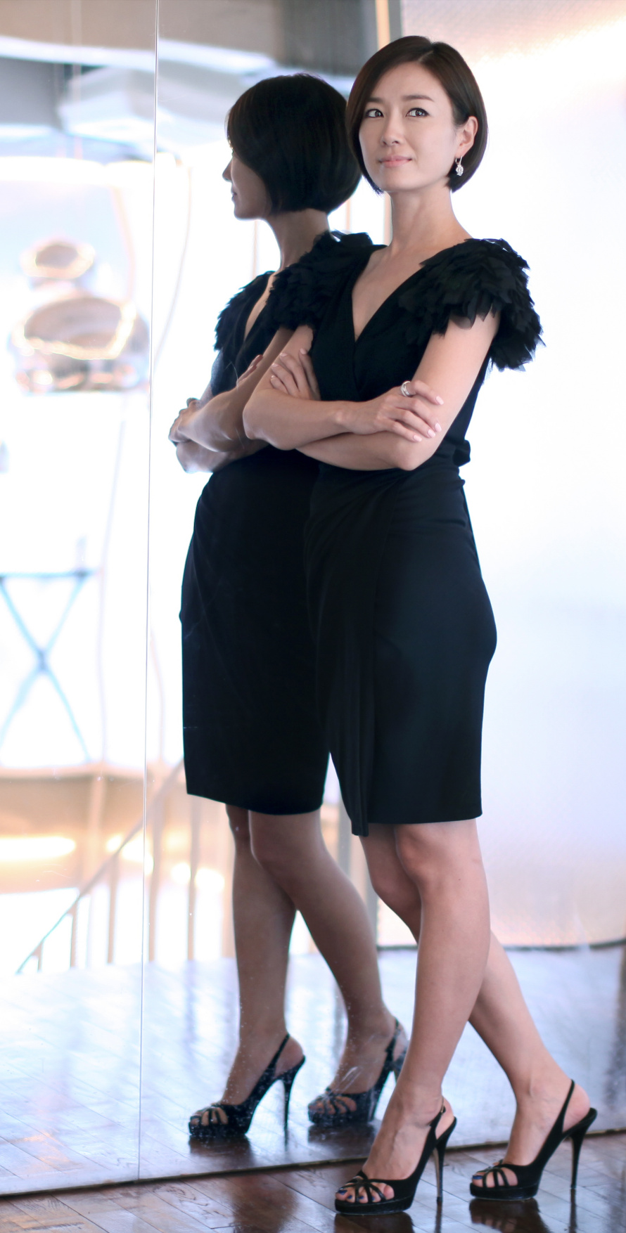  p data-id="gnwfhwqtt8">吴妍秀,1971年10月27日出生于韩国首尔,演员