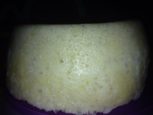  p>微波发糕是一道用微波炉做的糕点,主料为面粉,鸡蛋. /p>