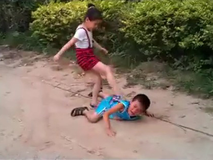 史上最牛小打架孩