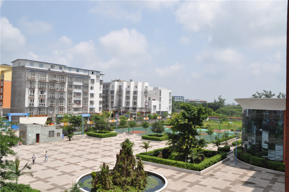  p>云锦镇地处四川省 a target="_blank" href="/item/泸县/1144436"