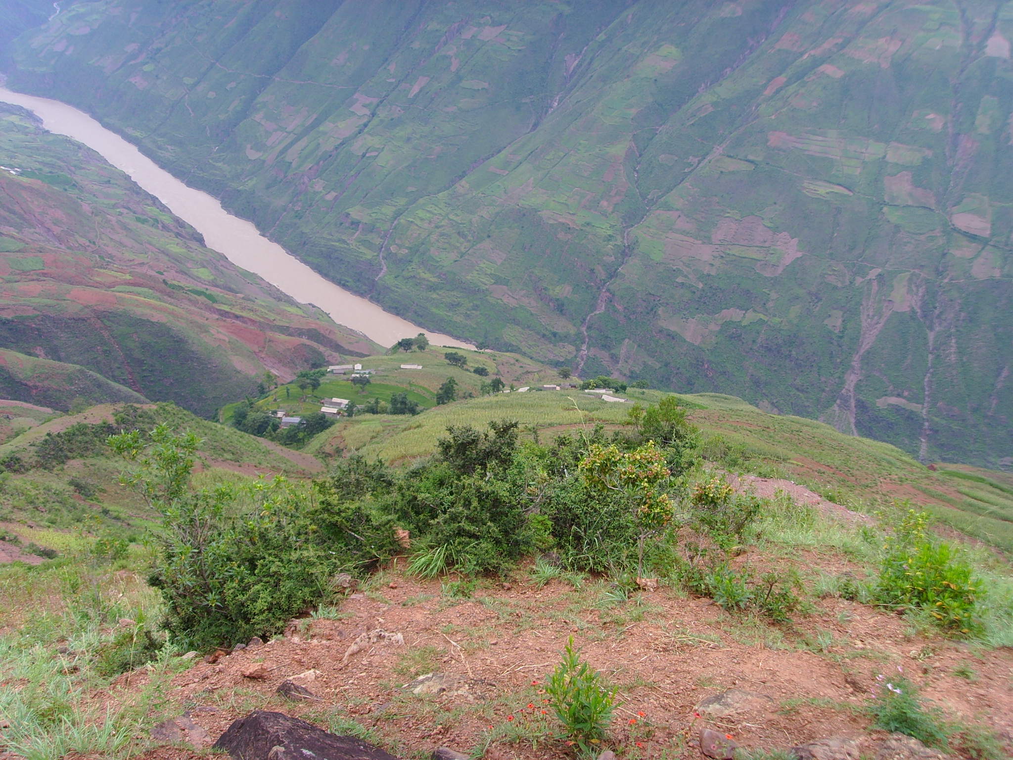  p>南山乡在德昌县中部偏南,东靠金沙乡,西接宽裕乡,南至宽裕乡,北抵